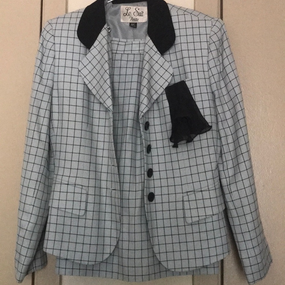 La petit office skirt suit set